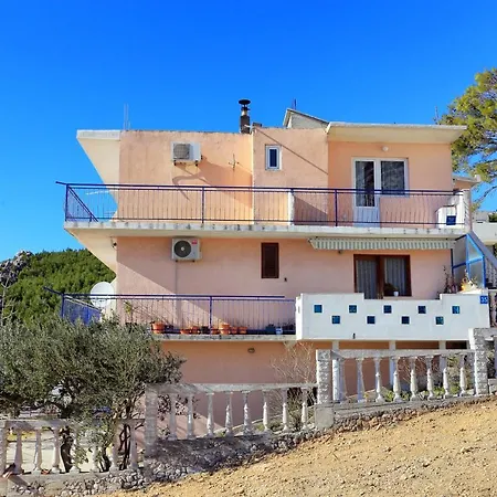 With A Parking Space - 18145 Makarska