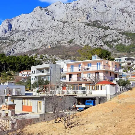 Apartmán With Parking Space - 18145