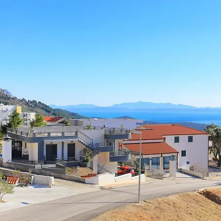 Appartamento With Parking Space - 18145