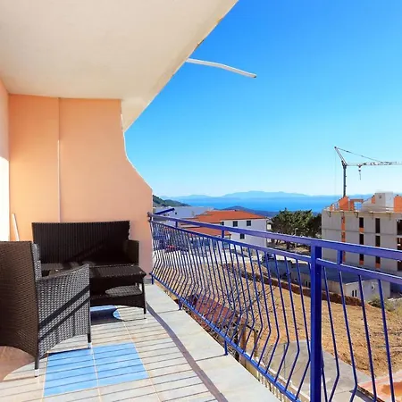 Appartement With Parking Space - 18145 *