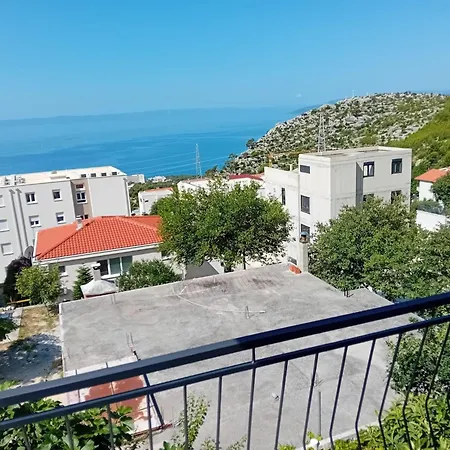 With A Parking Space - 18145 Apartment Makarska