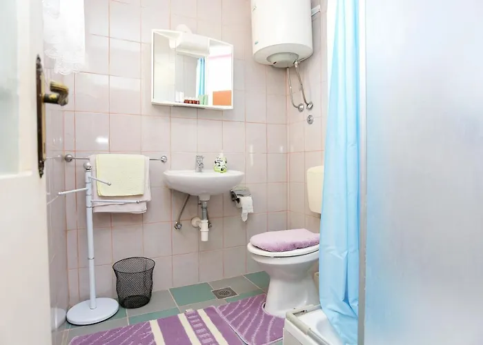 Apartman With Parking Space - 18145