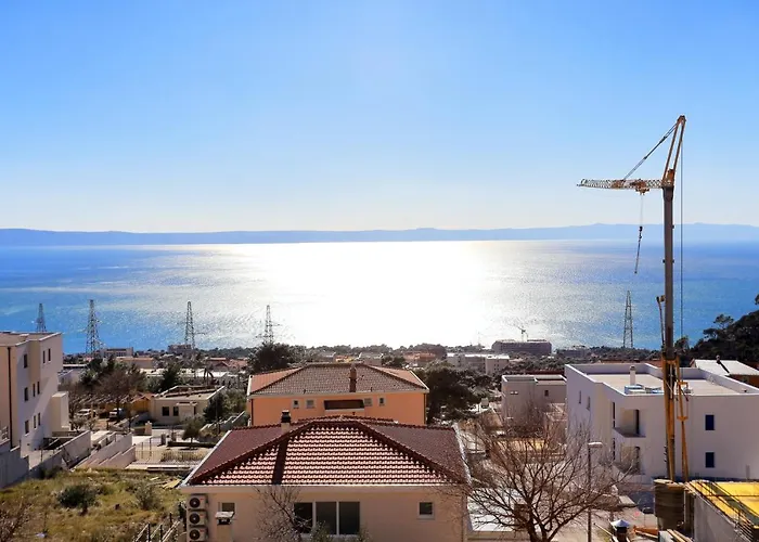 With Parking Space - 18145 Apartman