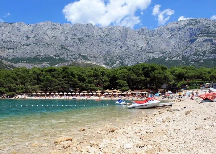 With Parking Space - 18145 Makarska